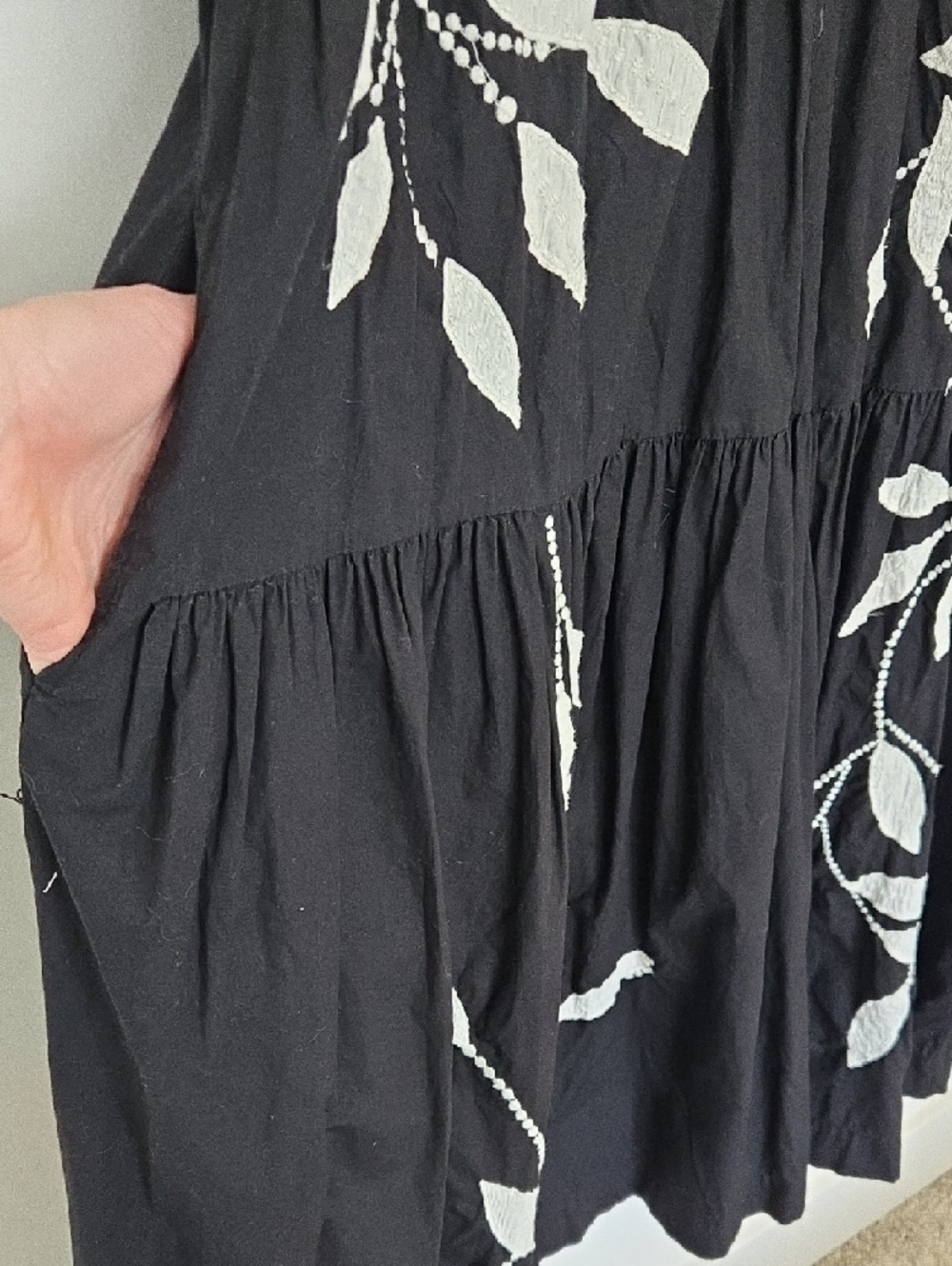 Anthropologie Black Embroidered V-Neck Puff Sleeve Cotton Dress Boho chic 2X - Picture 3 of 9